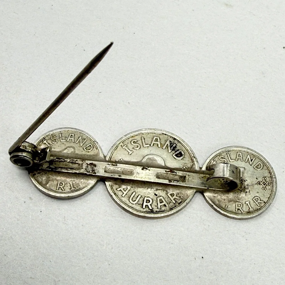 Vintage 1942 Iceland Coin Brooch Christian X Konungur Islands‎ 25 10 Aurar Pin
